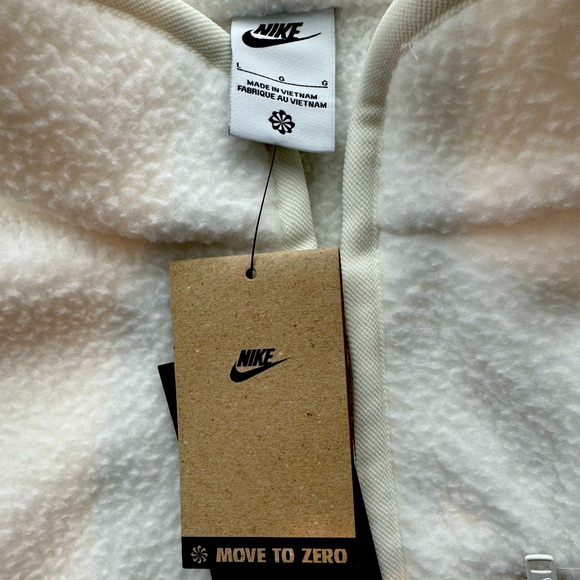 🔥NWT NIKE WINTERIZED VEST 🥶 SIZE L - Picture 2 of 9